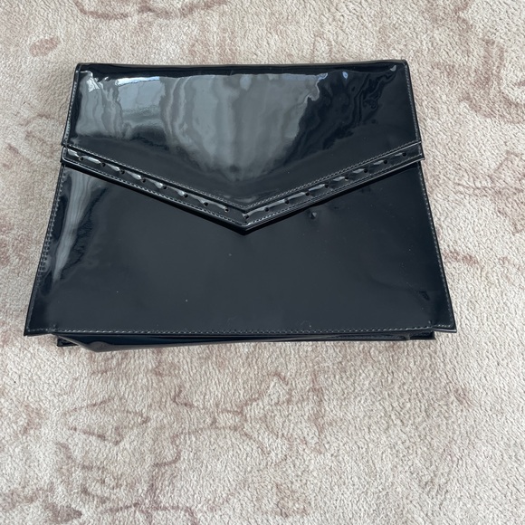 cabrelli Handbags - Chic Black Patent Leather Clutch